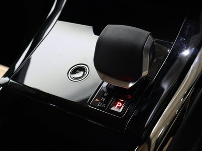 2025 LAND Rover RANGE ROVER SPORT thumbnail 28