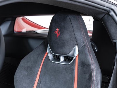صورة 4 لـ 2025 Ferrari 296 GTB