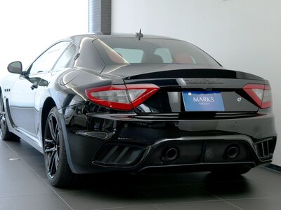 صورة 7 لـ 2021 Maserati GRANTURISMO