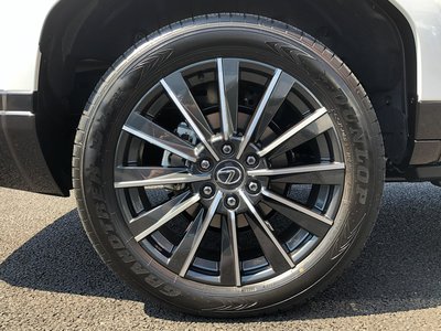 2025 Lexus GX 缩略图 16