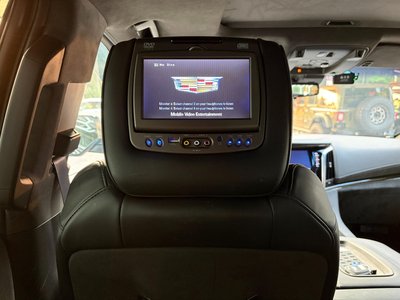 2017 Cadillac ESCALADE — миниатюра 45