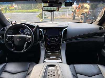 2017 Cadillac ESCALADE — миниатюра 20