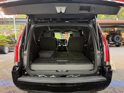 2017 Cadillac ESCALADE — миниатюра 55