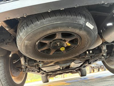 2017 Cadillac ESCALADE — миниатюра 18
