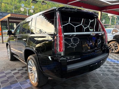 2017 Cadillac ESCALADE — миниатюра 17