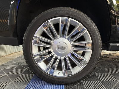 2017 Cadillac ESCALADE — миниатюра 12