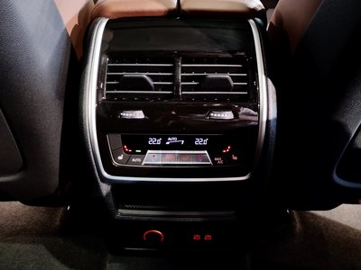 2023 BMW X5 thumbnail 39