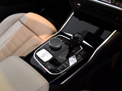 صورة مصغرة 33 لـ 2021 BMW Alpina D3 TOURING