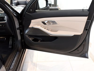 صورة مصغرة 18 لـ 2021 BMW Alpina D3 TOURING