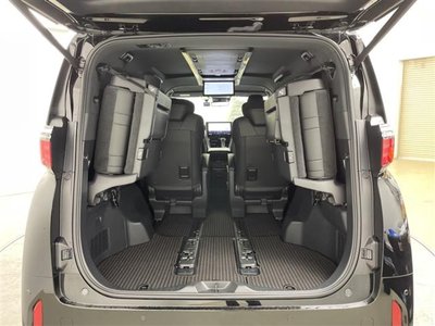 2025 Toyota ALPHARD 照片 26