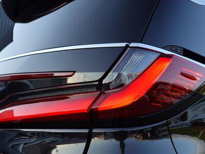 2024 Lexus LM photo 13
