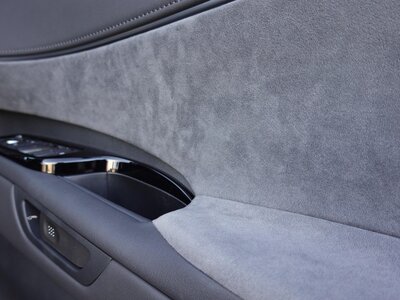 2024 Lexus LM photo 37
