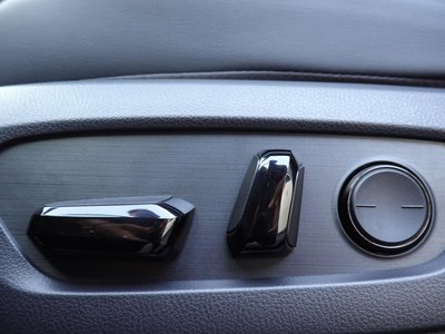 2024 Lexus LM photo 43