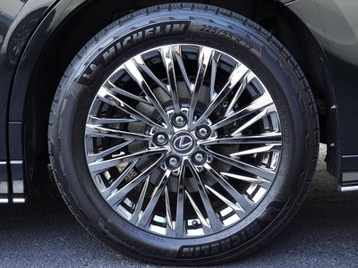 2024 Lexus LM photo 67