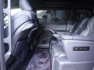 2024 Lexus LM photo 50