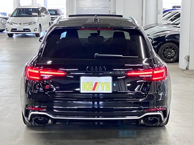 2019 AUDI RS4 AVANT photo 10