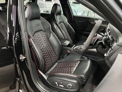 2019 AUDI RS4 AVANT photo 16