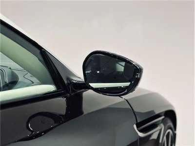 2018 Aston Martin DB11 缩略图 43