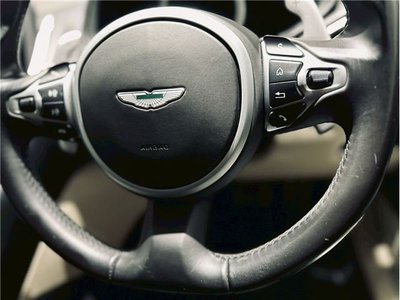 2018 Aston Martin DB11 缩略图 14