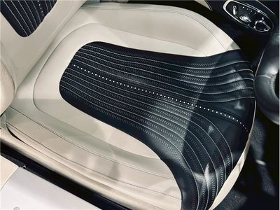 2018 Aston Martin DB11 缩略图 27