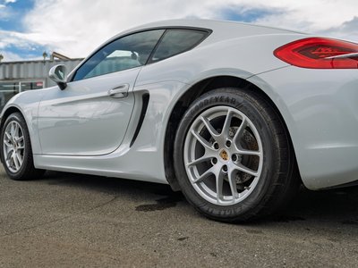 2015 Porsche CAYMAN thumbnail 19