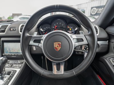 2015 Porsche CAYMAN photo 8