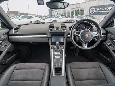 2015 Porsche CAYMAN photo 10