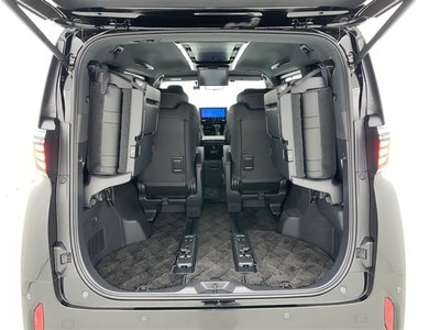 2023 Toyota ALPHARD 照片 30