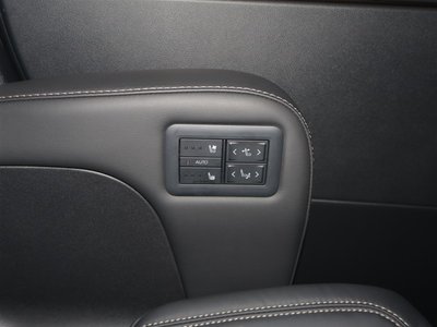2023 Toyota ALPHARD 照片 12