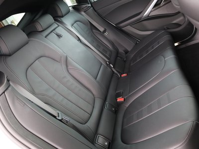 2021 BMW X6 photo 11