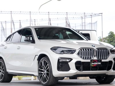 2021 BMW X6 thumbnail 38