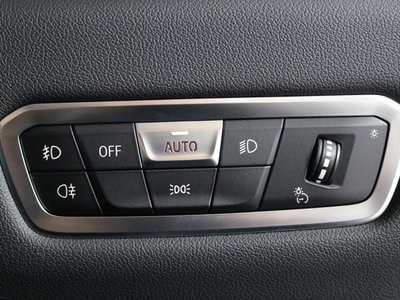2021 BMW X6 thumbnail 56