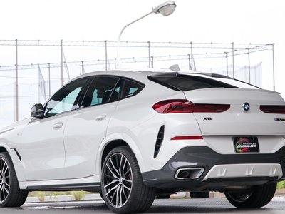 2021 BMW X6 thumbnail 17