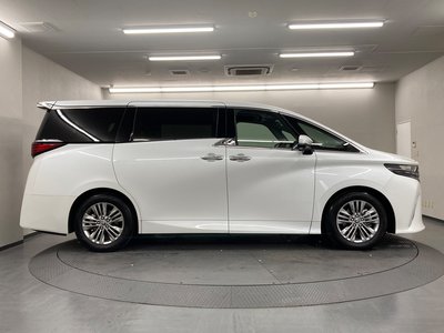 صورة 11 لـ 2024 Toyota ALPHARD