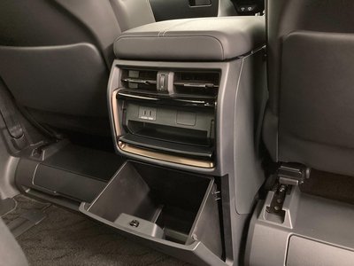 صورة 51 لـ 2024 Toyota ALPHARD