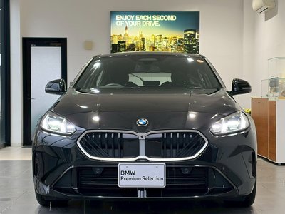 2026 BMW 1 SERIES 照片 11