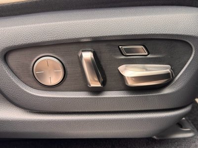 2023 Lexus LX thumbnail 49