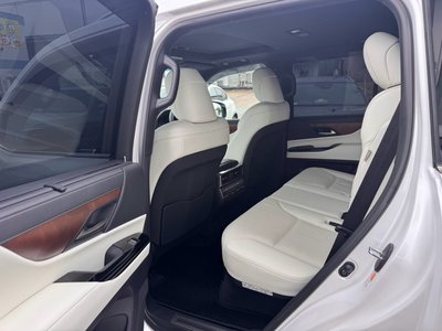 2023 Lexus LX thumbnail 21