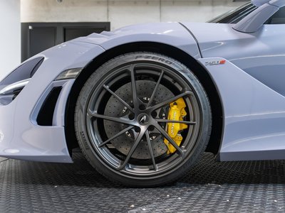 2024 Mclaren 750S 照片 15