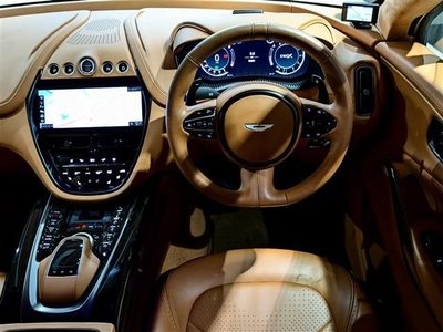 صورة مصغرة 8 لـ 2021 Aston Martin DBX