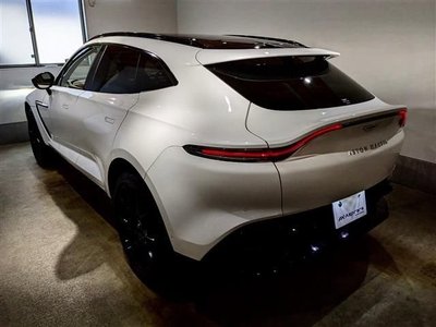 صورة مصغرة 4 لـ 2021 Aston Martin DBX