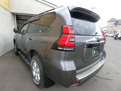 2020 Toyota LAND CRUISER PRADO photo 11