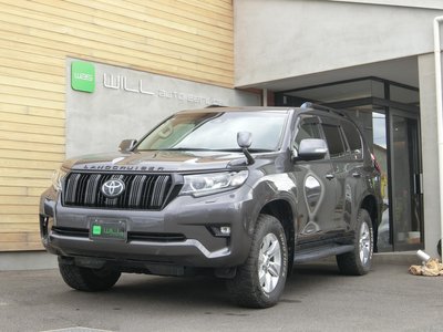 2020 Toyota LAND CRUISER PRADO photo 2