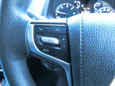 2020 Toyota LAND CRUISER PRADO thumbnail 21