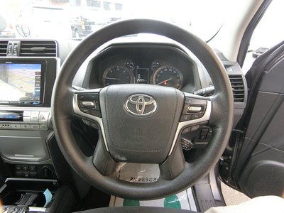 2020 Toyota LAND CRUISER PRADO thumbnail 20