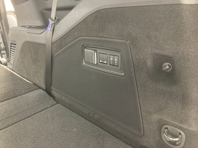 2025 Cadillac ESCALADE — миниатюра 141