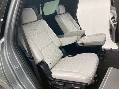 2025 Cadillac ESCALADE — миниатюра 6
