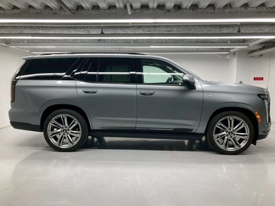 2025 Cadillac ESCALADE — миниатюра 17