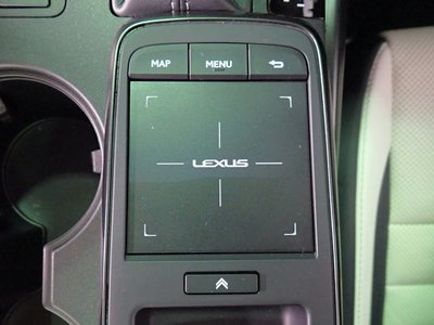 2024 Lexus IS photo 14