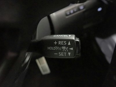 2024 Lexus IS photo 9